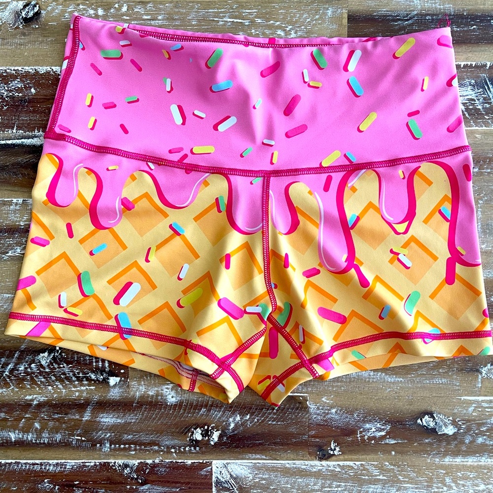 Combat Iron Ice Cream Shorts